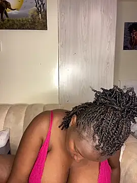 Snapshot of Naughty-sonia2 chatting on 02-26-25, 07:10 Naughty-sonia2 online show from 02-26-25, 07:10