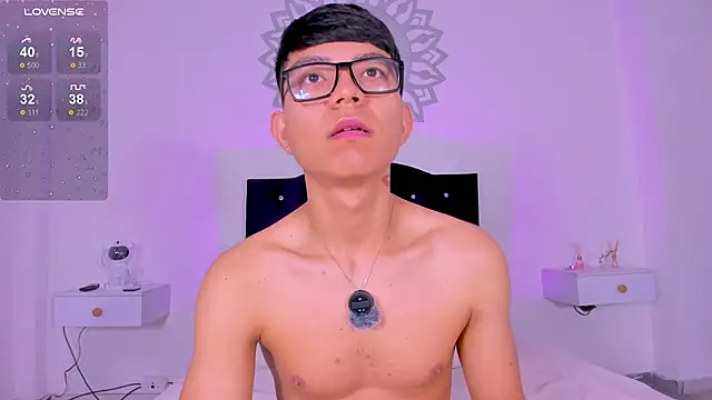 CodyTwink online show from 03-26-26, 01:09