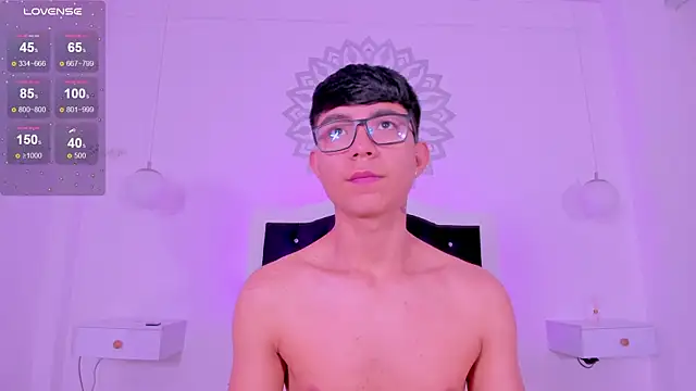 CodyTwink online show from 01-14-26, 04:32