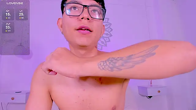 CodyTwink online show from 11-28-25, 03:34