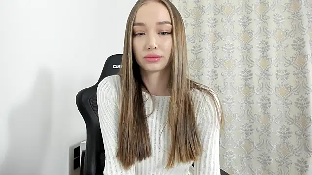 Snapshot of Sweet-bb chatting on 10-16-25, 04:37 Sweet-bb online show from 10-16-25, 04:37