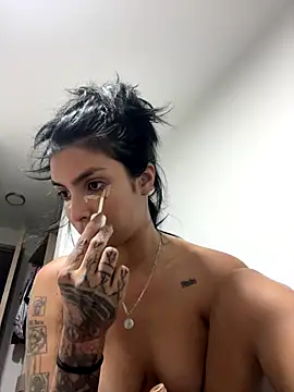 DeuxGold online show from 11-18-25, 01:10