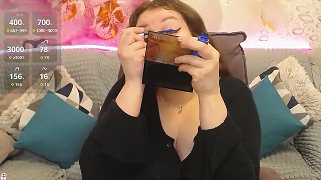 Nataly cute online show from 04-18-26, 06:32