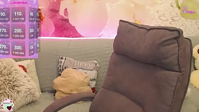 Snapshot of Nataly_cute chatting on 01-17-26, 07:39 Nataly cute online show from 01-17-26, 07:39