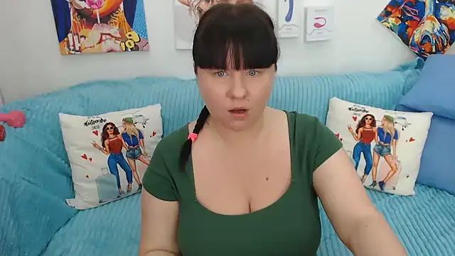 Snapshot of Sexy_MALIKKA chatting on 05-30-26, 12:39 Sexy MALIKKA online show from 05-30-26, 12:39