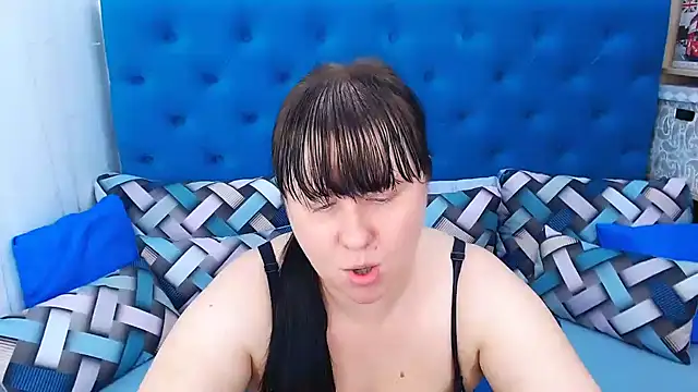 Snapshot of Sexy_MALIKKA chatting on 06-11-26, 05:15 Sexy MALIKKA online show from 06-11-26, 05:15