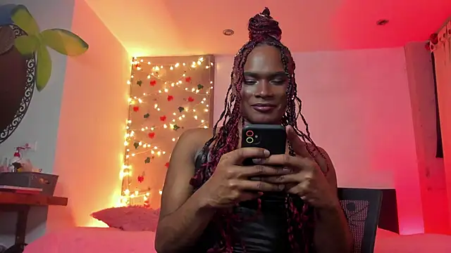 Snapshot of blackbarbietrans chatting on 02-26-25, 03:03 blackbarbietrans online show from 02-26-25, 03:03