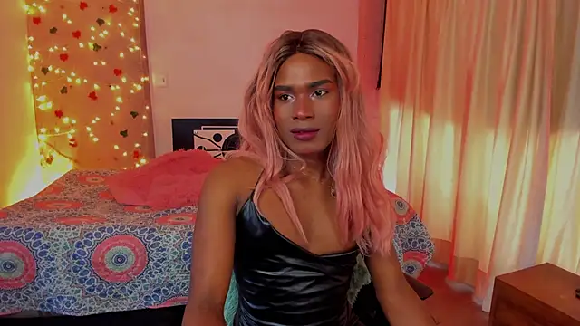 Snapshot of blackbarbietrans chatting on 02-06-25, 09:38 blackbarbietrans online show from 02-06-25, 09:38