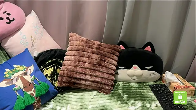 Unique-Beauty online show from 11-28-25, 04:29