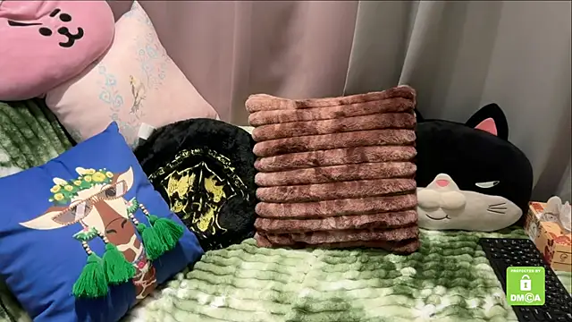 Unique-Beauty online show from 11-29-25, 04:40