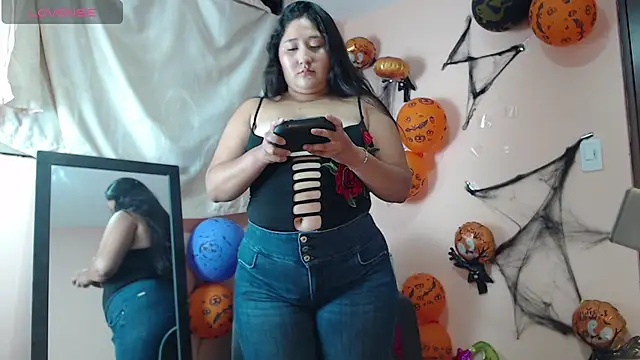 cherrycurvyyy online show from 11-05-25, 08:12