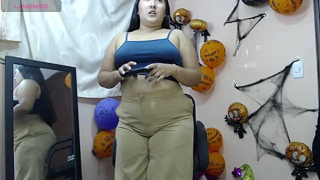 cherrycurvyyy online show from 11-06-25, 07:29