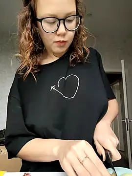  AnMiss  online show from 10-16-25, 08:44