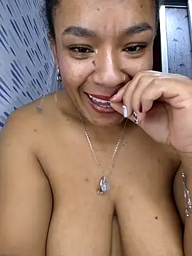 Snapshot of Selket11 chatting on 02-23-25, 03:18 Selket11 online show from 02-23-25, 03:18