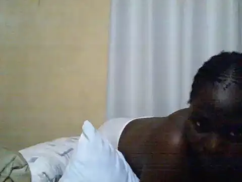 Snapshot of ara_bella chatting on 11-03-25, 09:18 ara bella online show from 11-03-25, 09:18