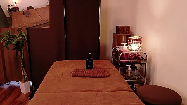 ManaMi-maru online show from 12-19-25, 10:56