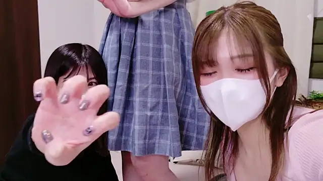 Snapshot of ManaMi-maru chatting on 03-07-25, 03:49 ManaMi-maru online show from 03-07-25, 03:49