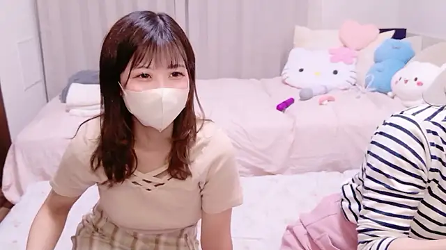 Snapshot of ManaMi-maru chatting on 09-13-25, 11:43 ManaMi-maru online show from 09-13-25, 11:43