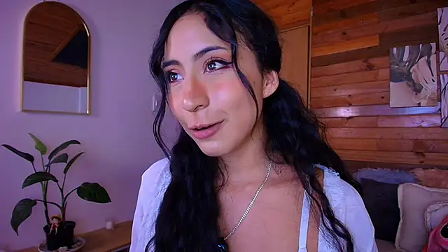 amber curly online show from 06-17-26, 08:52