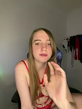 Snapshot of EvieRoseex chatting on 07-06-26, 04:19 EvieRoseex online show from 07-06-26, 04:19