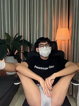 MinhTuanLive online show from 02-11-26, 05:51