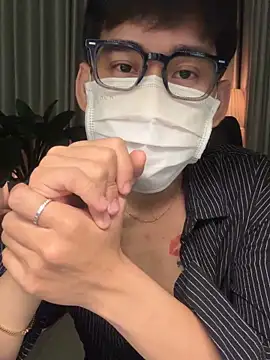 MinhTuanLive online show from 02-05-26, 05:42