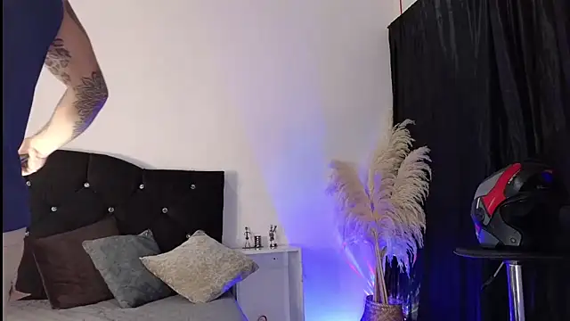 john cartter1 online show from 11-04-25, 11:14