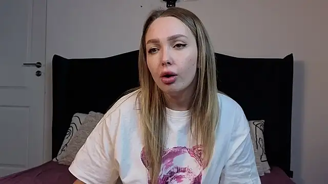 AnnaMaee online show from 02-24-26, 10:43