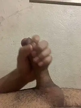 Snapshot of rodrig3105 chatting on 03-01-25, 11:47 rodrig3105 online show from 03-01-25, 11:47