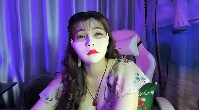 Snapshot of Sugar_lipsz chatting on 03-18-25, 03:56 Sugar lipsz online show from 03-18-25, 03:56