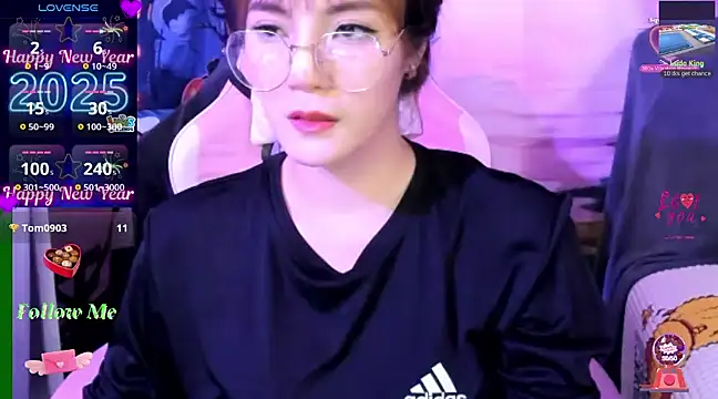 Snapshot of Sugar_lipsz chatting on 01-13-25, 01:17 Sugar lipsz online show from 01-13-25, 01:17