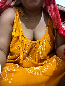 Nancy-22 online show from 01-05-26, 06:44