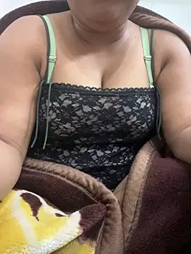 Nancy-22 online show from 01-15-26, 01:47