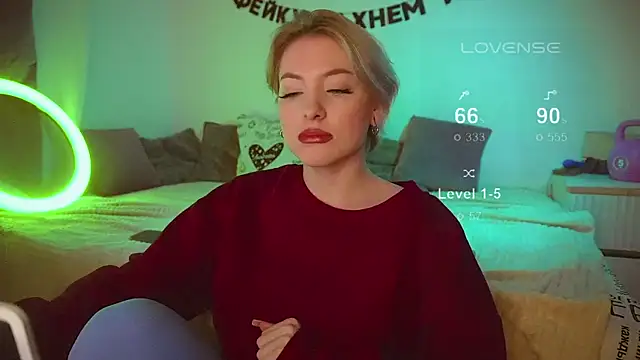 Snapshot of kris69kiss chatting on 03-12-25, 05:38 kris69kiss online show from 03-12-25, 05:38