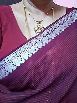 Snapshot of ananya956 chatting on 07-23-26, 02:31 ananya956 online show from 07-23-26, 02:31