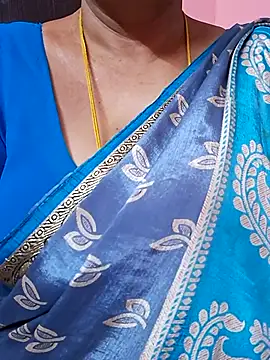 Snapshot of ananya956 chatting on 07-01-26, 09:20 ananya956 online show from 07-01-26, 09:20