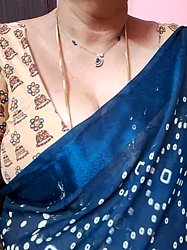 Snapshot of ananya956 chatting on 05-25-26, 10:03 ananya956 online show from 05-25-26, 10:03