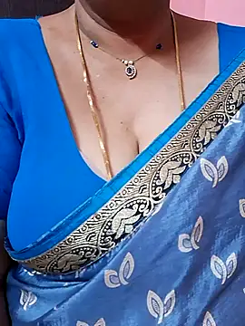 Snapshot of ananya956 chatting on 05-22-26, 06:44 ananya956 online show from 05-22-26, 06:44