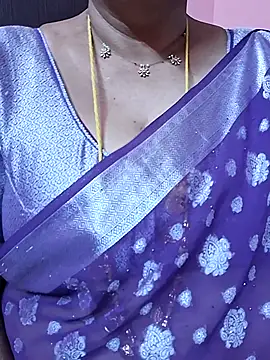 Snapshot of ananya956 chatting on 06-25-26, 05:51 ananya956 online show from 06-25-26, 05:51