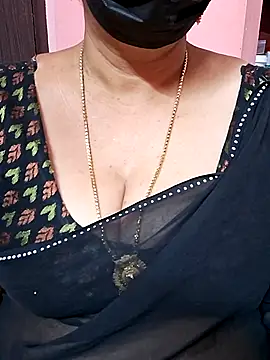 ananya956 online show from 10-10-25, 11:11
