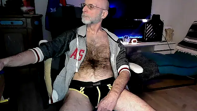 Towndude123 online show from 03-05-26, 09:22