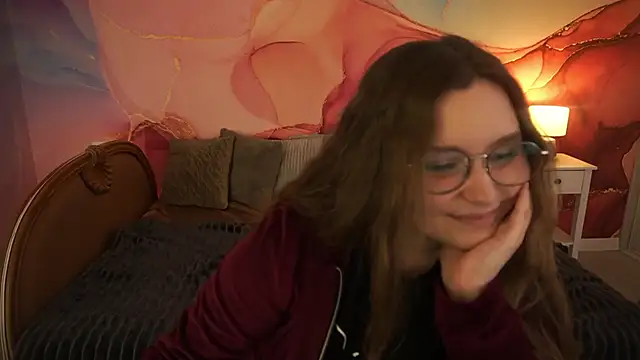 MagicPeachh  online show from 11-11-25, 02:01