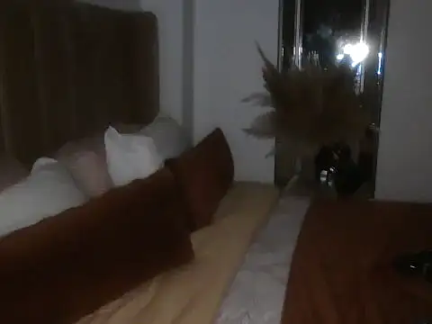 jasmineswetty6969 online show from 02-21-25, 09:43