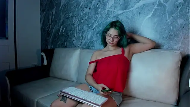 Ramona Flower online show from 12-03-25, 02:23