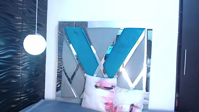 Victoria Coleman online show from 10-01-25, 11:03