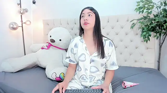 Victoria Coleman online show from 03-03-26, 07:10