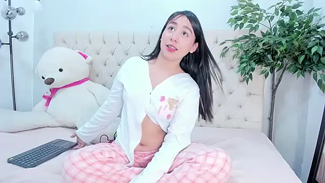 Victoria Coleman online show from 03-06-26, 07:20