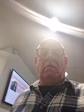 andrejoyfull64 online show from 09-30-25, 01:17