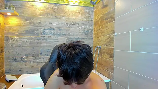 Snapshot of Bryce_Evans chatting on 03-14-25, 07:34 Bryce Evans online show from 03-14-25, 07:34