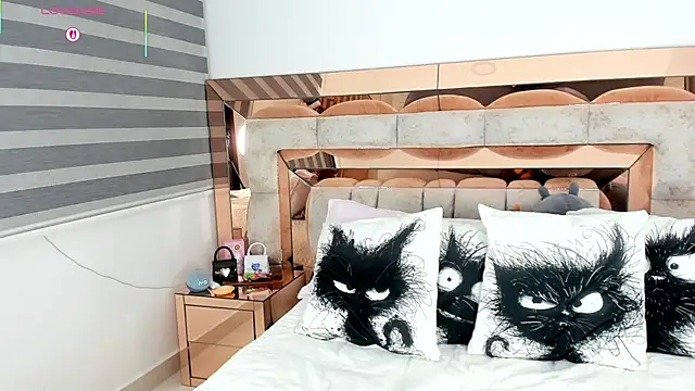 CamiiLovers online show from 03-15-26, 03:46